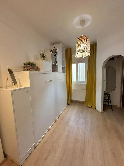 Tiny Studio Quinet Bukarest Rumänien