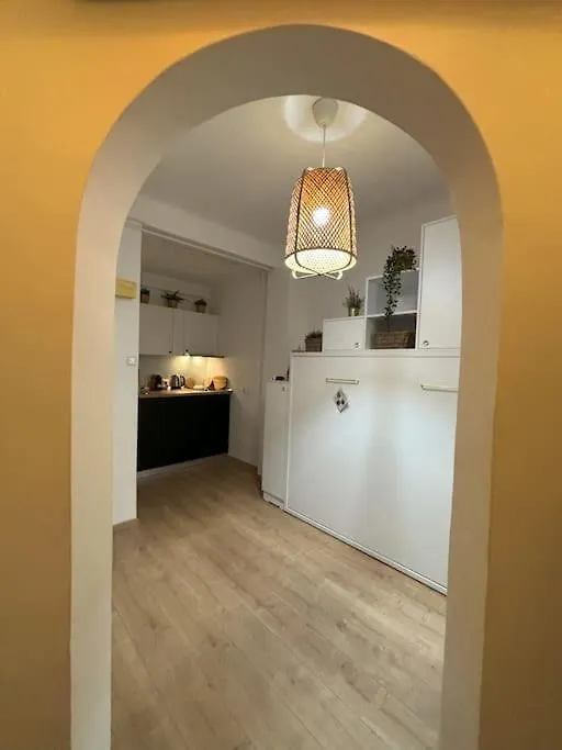 Tiny Studio Quinet Bucarest